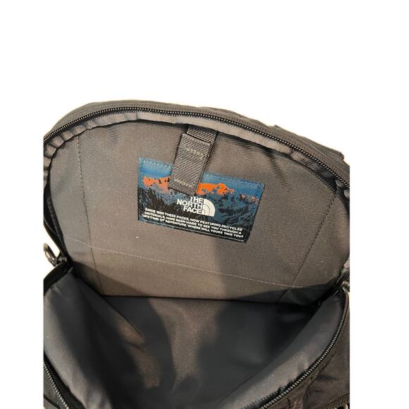 The North Face Borealis Black Backpack - Picture 6 of 6